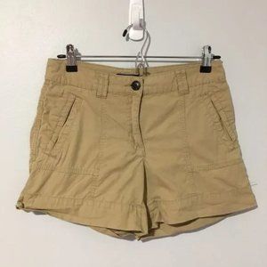 H&M Women’s Mid-rise Shorts With Pockets Size US 4